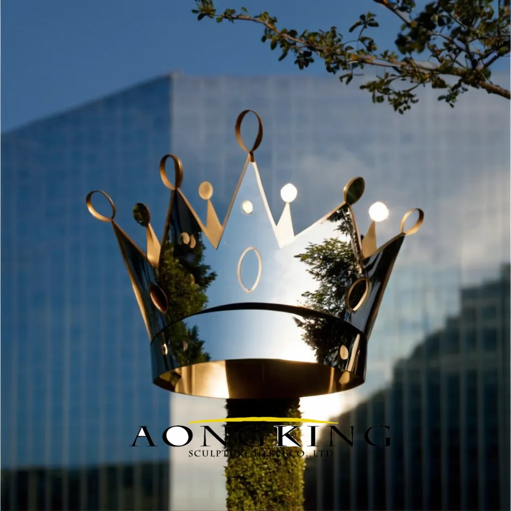 crown stainless steel statue